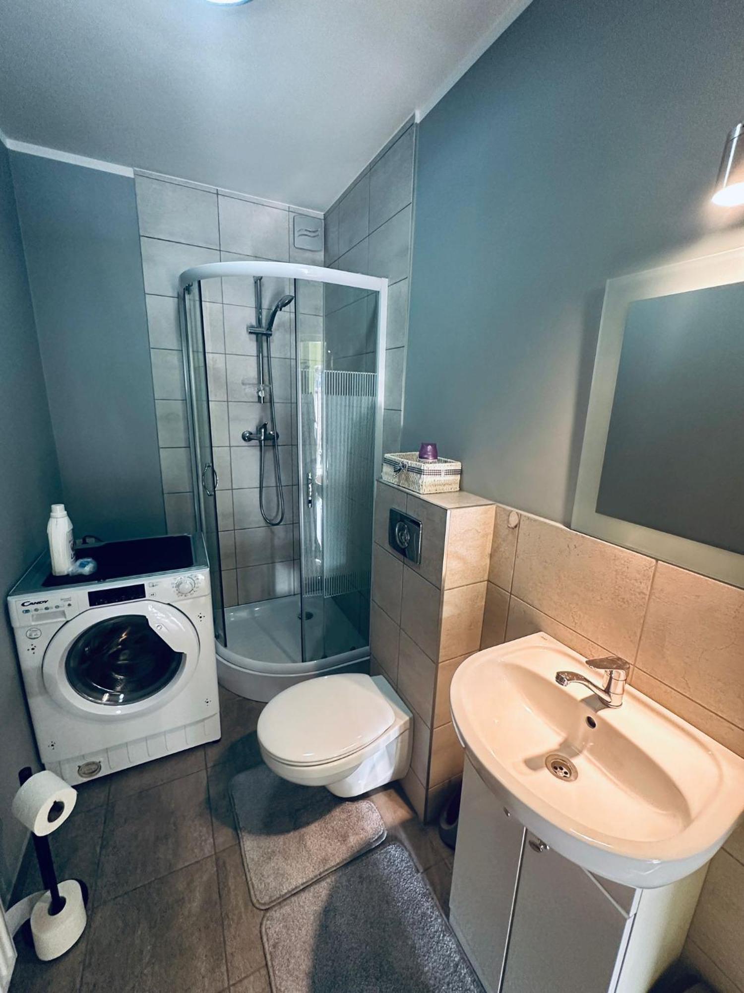 Pod Debem Apartment Jugow Luaran gambar